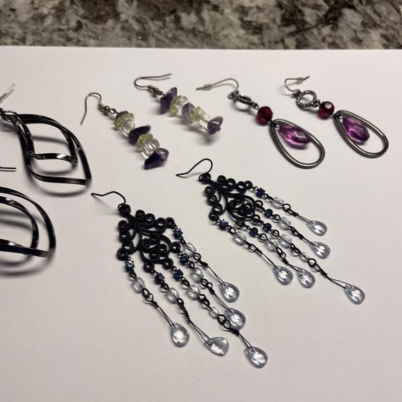 Lot Of 4 Costume Pierced Earrings Dangle - Some Bead - Picture 6 of 12